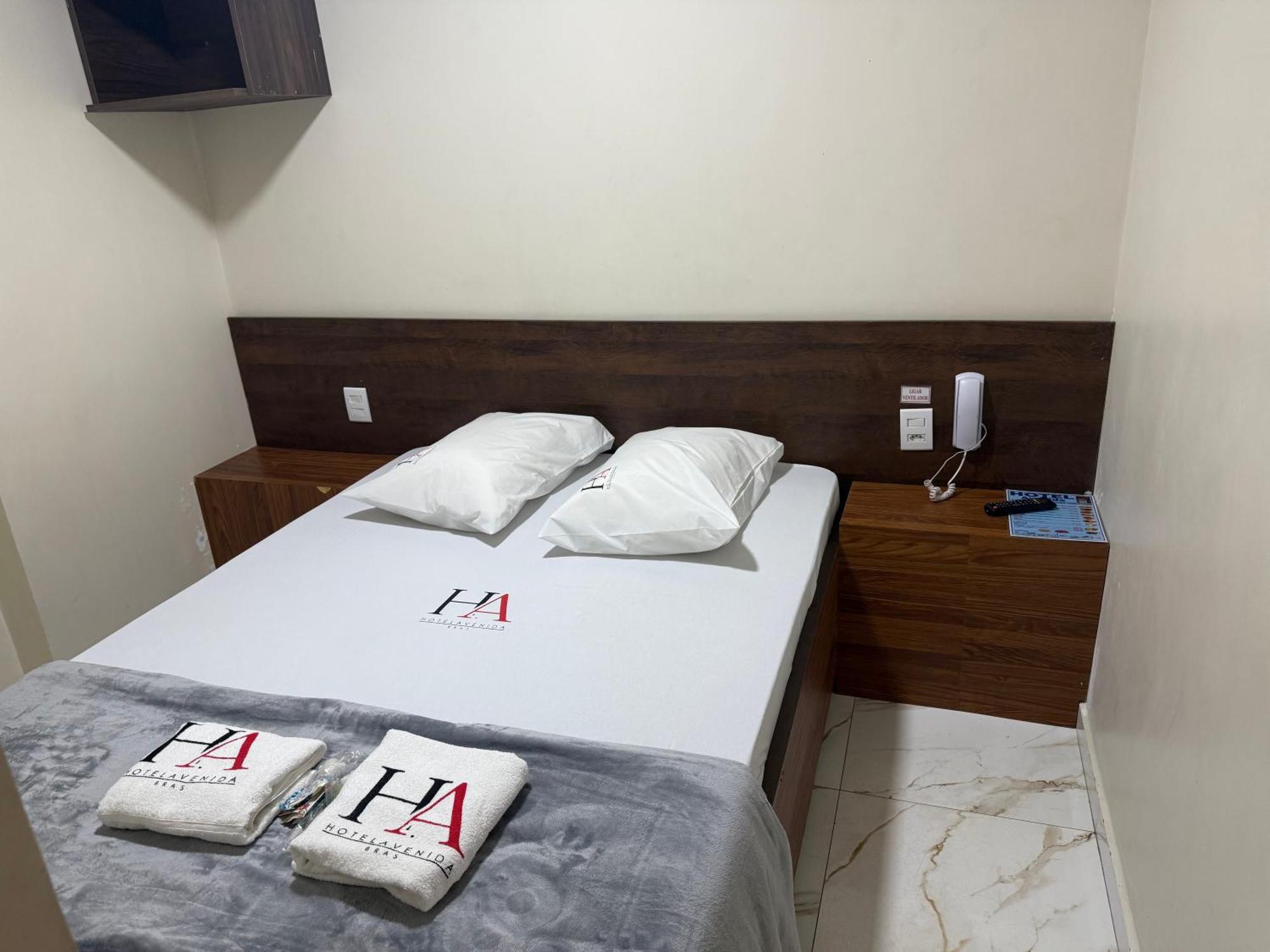 Hotel Avenida Bras - Sao Paulo — Fotos 1